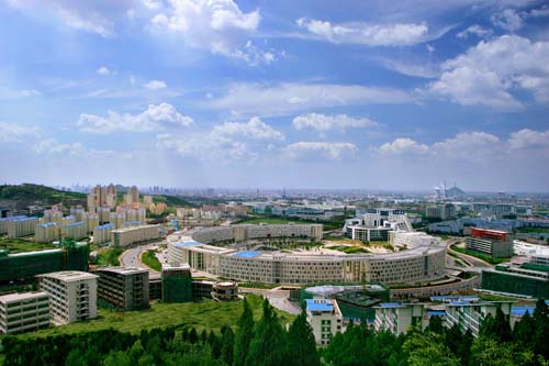 濟(jì)南高新區(qū)騰籠換鳥(niǎo) 推動(dòng)新舊動(dòng)能轉(zhuǎn)換